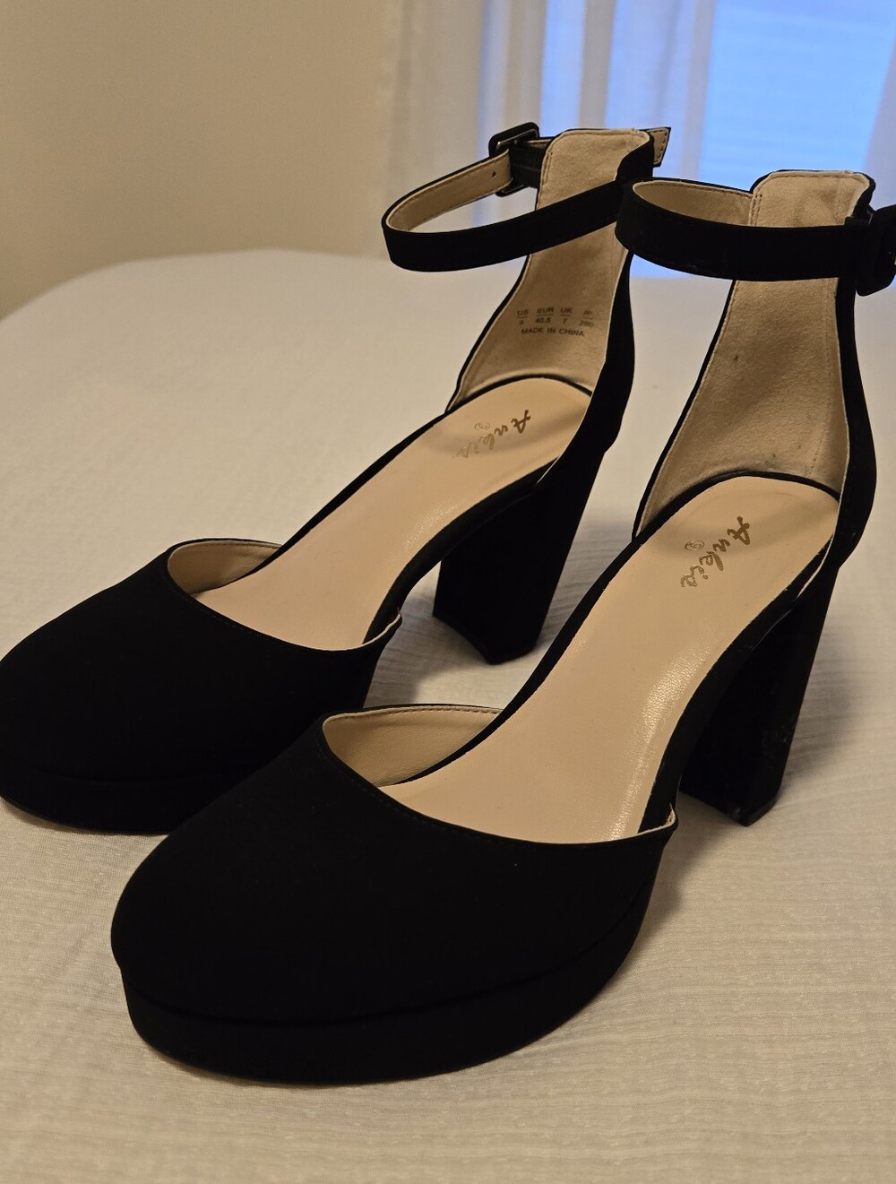 Ankis Faux Suede Platform High Heels with Ankle Strap Size 9